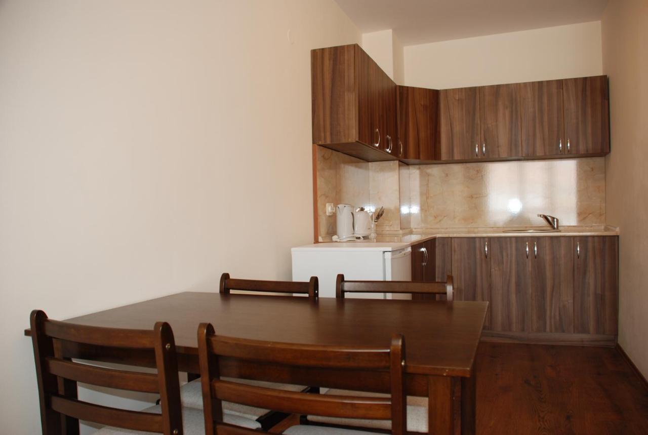 Pirin Palace White Apartments Bansko Exterior photo
